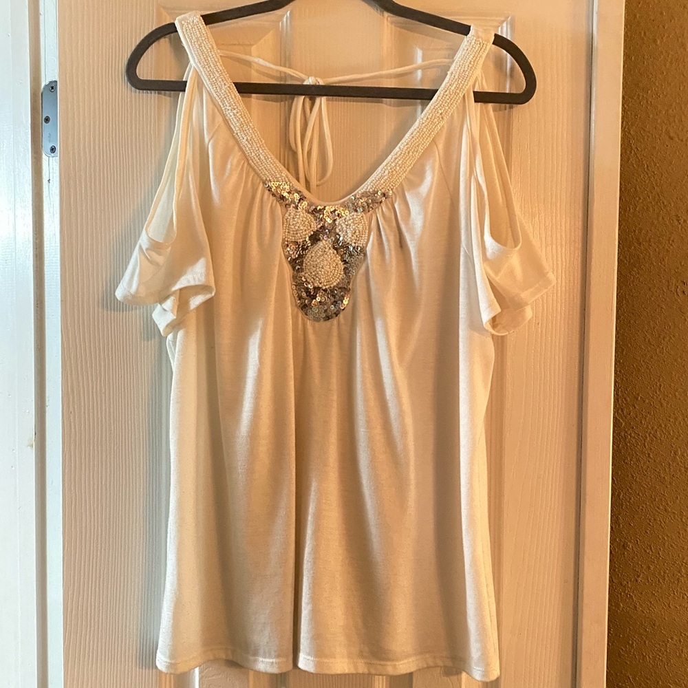 Torrid Size 1 White Shoulder Cut Out Sequined Top